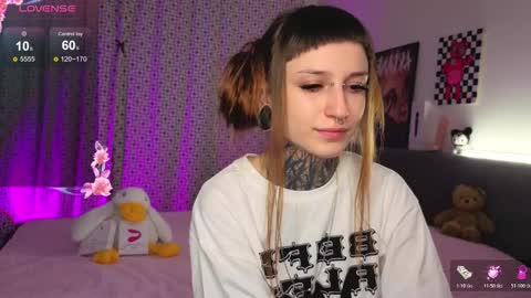 lilith_poison online show from October 29, 2025, 6:20 pm