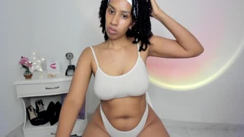 Alejandra  online show from February 26, 2026, 5:28 am