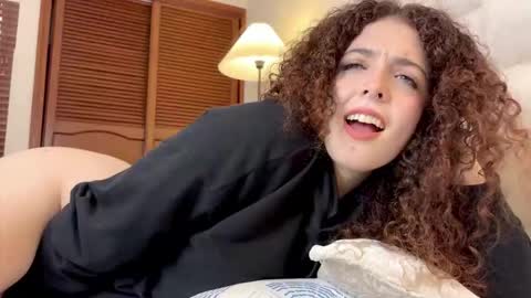 Lilith  online show from February 6, 2026, 3:37 pm