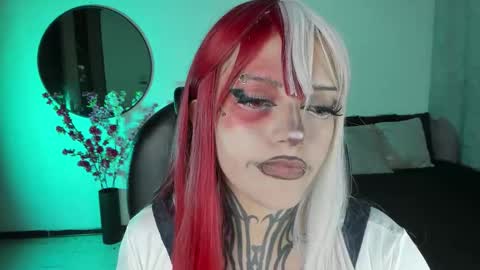 Snapshot of lilithmadness chatting on September 25, 2025, 4:05 am Lilith online show from September 25, 2025, 4:05 am