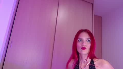 Snapshot of lilithqueen1 chatting on January 8, 2025, 2:57 am La pelirroja online show from January 8, 2025, 2:57 am
