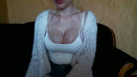 Snapshot of lilithris chatting on May 14, 2026, 4:14 pm Lenkaa777 online show from May 14, 2026, 4:14 pm
