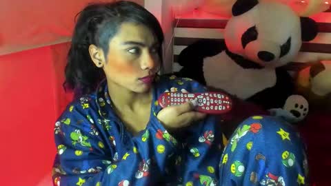 lilithsabeth online show from November 17, 2025, 4:07 am