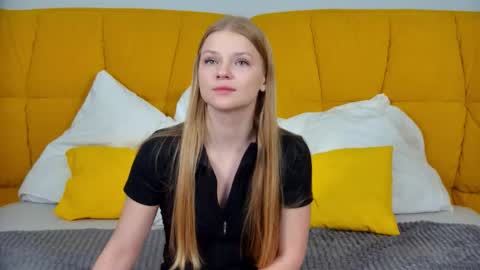 lilitrosen online show from October 9, 2025, 5:22 pm