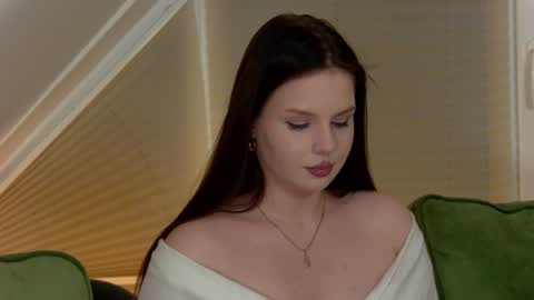 Snapshot of liliyastrawberry chatting on December 1, 2024, 9:37 pm LiliyaStrawberry online show from December 1, 2024, 9:37 pm