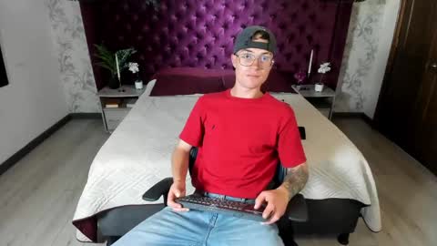 Snapshot of liljames_ chatting on June 1, 2026, 7:59 pm Lil James online show from June 1, 2026, 7:59 pm