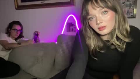 Snapshot of lill_daddysgirl chatting on January 6, 2026, 3:21 am lilldaddysgirl online show from January 6, 2026, 3:21 am