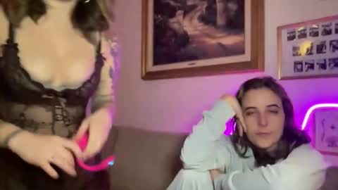 Snapshot of lill_daddysgirl chatting on January 11, 2026, 4:06 am lilldaddysgirl online show from January 11, 2026, 4:06 am
