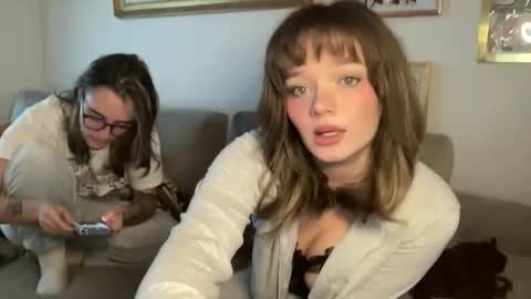 Snapshot of lill_daddysgirl chatting on January 11, 2026, 5:40 pm lilldaddysgirl online show from January 11, 2026, 5:40 pm