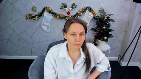 lillian_white1 online show from December 26, 2024, 5:26 am