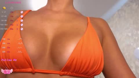 Lara Angel online show from October 14, 2025, 4:02 am