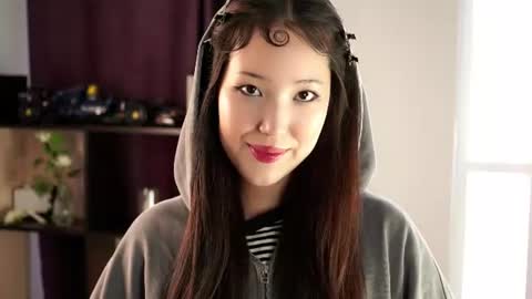 Snapshot of lillie_sun chatting on June 16, 2026, 7:55 am lillie_sun online show from June 16, 2026, 7:55 am