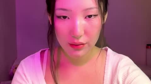 Snapshot of lillie_sun chatting on August 2, 2026, 9:46 pm lillie_sun online show from August 2, 2026, 9:46 pm