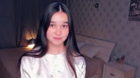 Celina Lillie online show from November 30, 2025, 10:03 pm