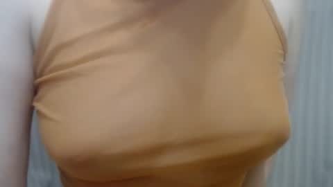 Lilu online show from September 22, 2025, 10:34 pm