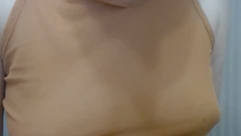 Lilu online show from September 23, 2025, 9:18 pm