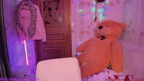 Snapshot of lilly_black888 chatting on February 18, 2025, 10:03 pm Lilly online show from February 18, 2025, 10:03 pm