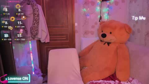 Snapshot of lilly_black888 chatting on March 1, 2025, 2:48 am Lilly online show from March 1, 2025, 2:48 am