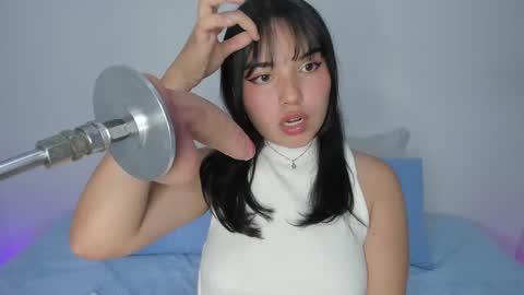 Lilly  online show from January 31, 2025, 2:48 am