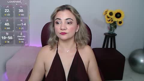 Snapshot of lilly_milf chatting on February 14, 2026, 3:31 pm Lilly online show from February 14, 2026, 3:31 pm