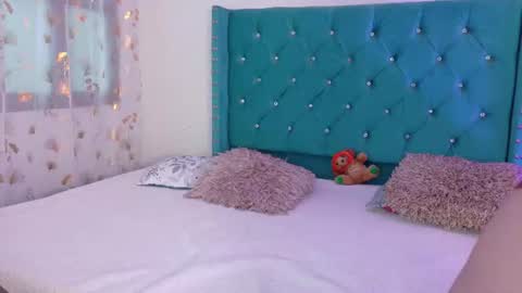 Snapshot of lilly_peach22 chatting on August 1, 2026, 4:56 am Lilly Peach online show from August 1, 2026, 4:56 am