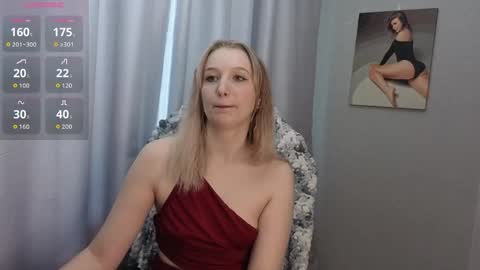 Snapshot of lillyfan_x chatting on June 1, 2026, 5:09 am LillyFan X online show from June 1, 2026, 5:09 am