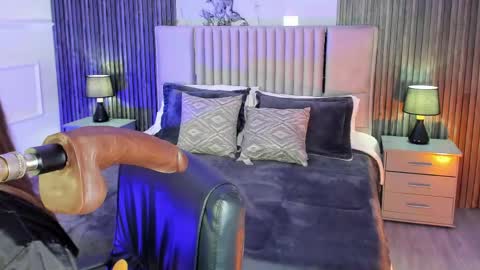 Snapshot of lillyortiz_ chatting on June 5, 2026, 8:14 pm Lilly Ortiz online show from June 5, 2026, 8:14 pm