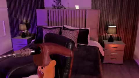 Snapshot of lillyortiz_ chatting on June 12, 2026, 8:30 pm Lilly Ortiz online show from June 12, 2026, 8:30 pm