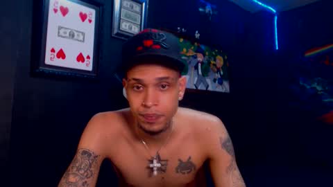 Snapshot of lilray99 chatting on February 4, 2025, 1:34 am ONLYFANS online show from February 4, 2025, 1:34 am