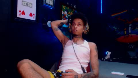 Snapshot of lilray99 chatting on March 10, 2025, 11:16 pm ONLYFANS online show from March 10, 2025, 11:16 pm