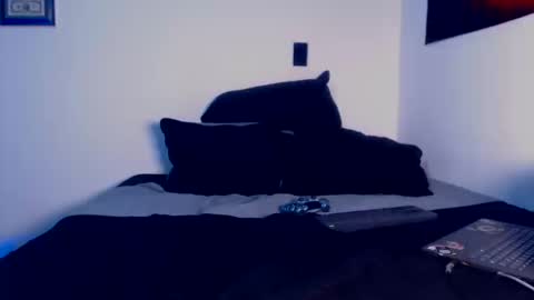 Snapshot of lilray99 chatting on October 18, 2025, 6:37 am ONLYFANS online show from October 18, 2025, 6:37 am