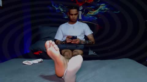 Snapshot of lilray99 chatting on December 15, 2025, 10:58 pm ONLYFANS online show from December 15, 2025, 10:58 pm