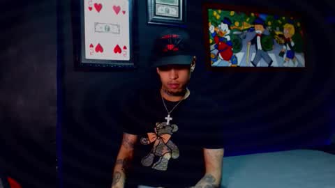 Snapshot of lilray99 chatting on December 16, 2025, 10:59 pm ONLYFANS online show from December 16, 2025, 10:59 pm