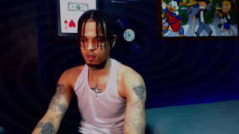 Snapshot of lilray99 chatting on February 15, 2026, 12:40 am ONLYFANS online show from February 15, 2026, 12:40 am