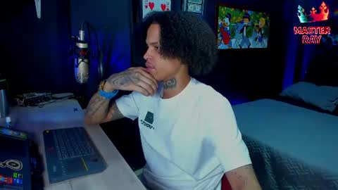 Snapshot of lilray99 chatting on July 17, 2026, 11:42 pm ONLYFANS online show from July 17, 2026, 11:42 pm