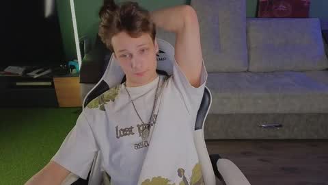 lilteddyboy online show from April 3, 2026, 7:12 pm