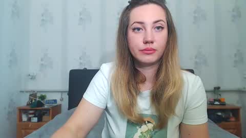Snapshot of lilu_cute25 chatting on May 10, 2026, 6:57 pm lilu_cute25 online show from May 10, 2026, 6:57 pm