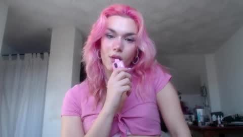 Snapshot of lilvenice7 chatting on February 28, 2026, 4:19 pm lilvenice7 online show from February 28, 2026, 4:19 pm