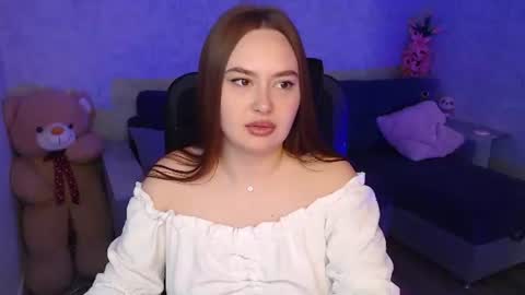 Snapshot of lily_baker_ chatting on May 5, 2026, 9:28 am lily_baker_ online show from May 5, 2026, 9:28 am