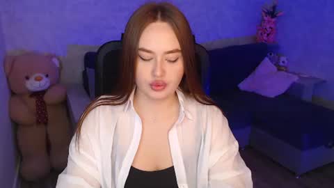 Snapshot of lily_baker_ chatting on July 18, 2026, 7:45 am lily_baker_ online show from July 18, 2026, 7:45 am