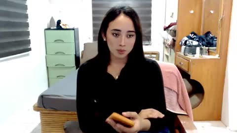 Snapshot of lily_darling chatting on November 30, 2025, 1:26 pm Lily Darling online show from November 30, 2025, 1:26 pm