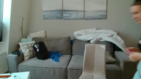 Lily dollyx online show from November 12, 2025, 10:15 am