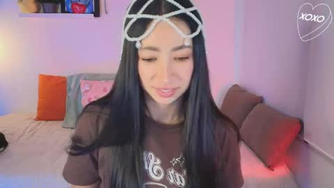 Snapshot of lily_evans_ chatting on April 28, 2026, 12:42 am just lily online show from April 28, 2026, 12:42 am