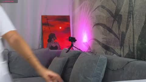 Snapshot of lily_foster_ chatting on December 23, 2024, 2:28 pm Lily online show from December 23, 2024, 2:28 pm