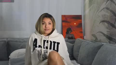 Snapshot of lily_foster_ chatting on December 26, 2024, 4:47 pm Lily online show from December 26, 2024, 4:47 pm