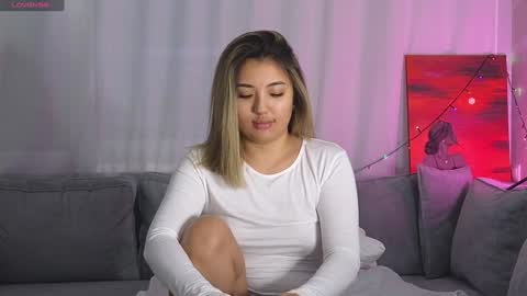 Snapshot of lily_foster_ chatting on January 3, 2025, 5:06 am Lily online show from January 3, 2025, 5:06 am