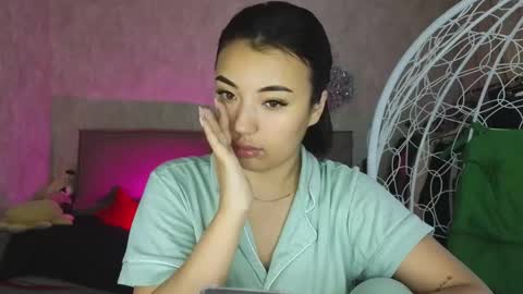 Snapshot of lily_foster_ chatting on October 21, 2025, 6:03 am Lily online show from October 21, 2025, 6:03 am