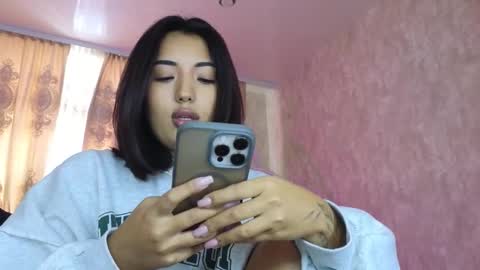 Snapshot of lily_foster_ chatting on January 12, 2026, 8:52 am Lily online show from January 12, 2026, 8:52 am