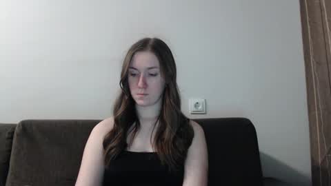Snapshot of lily_love_x chatting on February 18, 2025, 2:27 am lily_love_x online show from February 18, 2025, 2:27 am