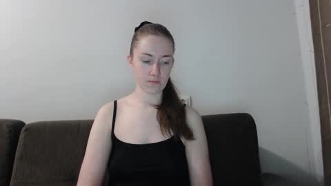 Snapshot of lily_love_x chatting on September 15, 2025, 3:06 am lily_love_x online show from September 15, 2025, 3:06 am